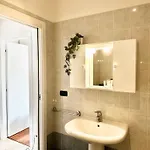 Peaceful Oasis With Balcony And Parking, Appartement Milan