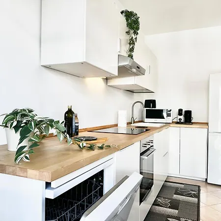 Appartement Peaceful Oasis With Balcony And Parking, Milan