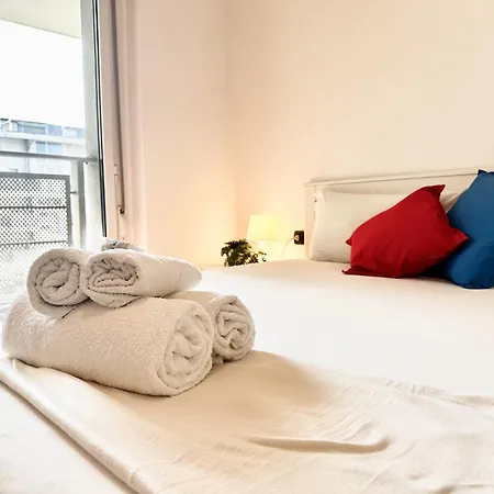 شقة Peaceful Oasis With Balcony And Parking, *